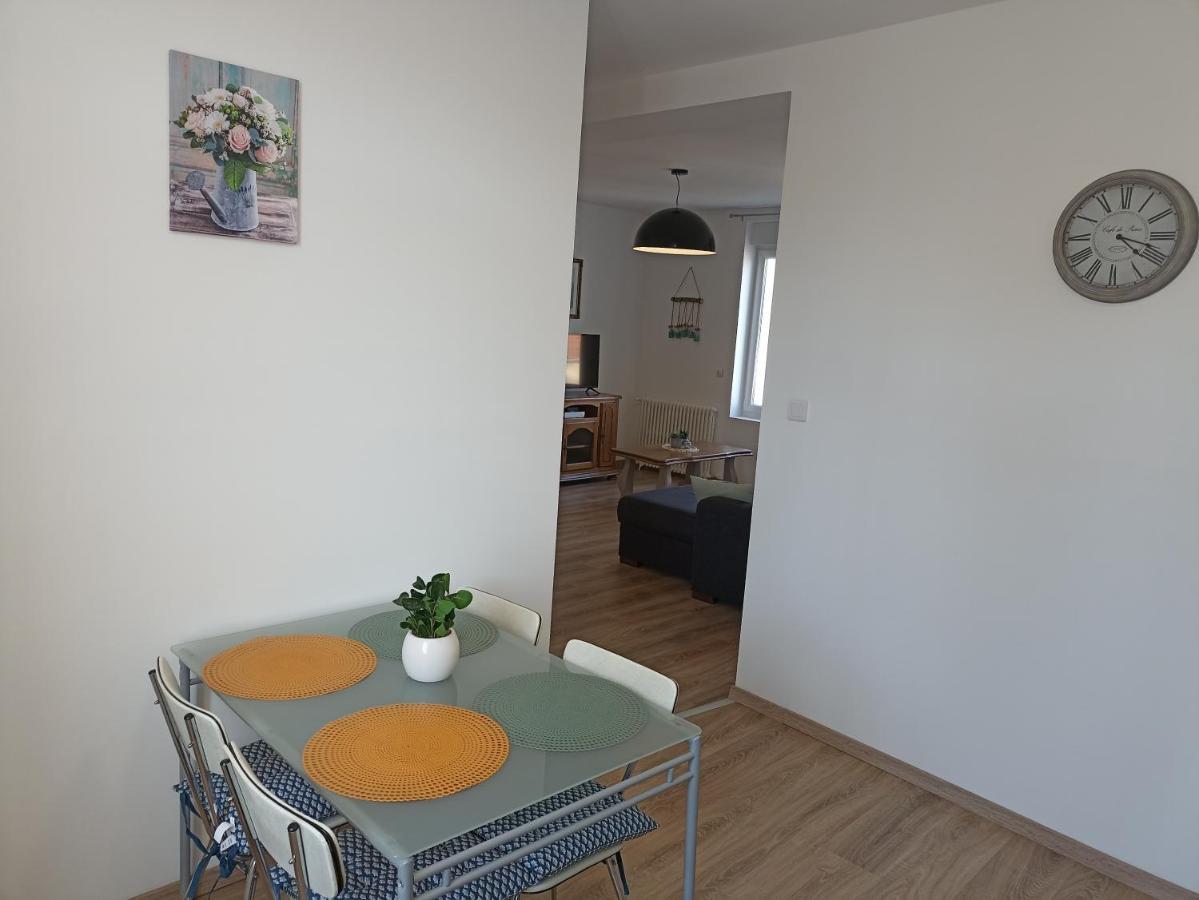 La Marina 2 Apartment เอตาปล์ ภายนอก รูปภาพ
